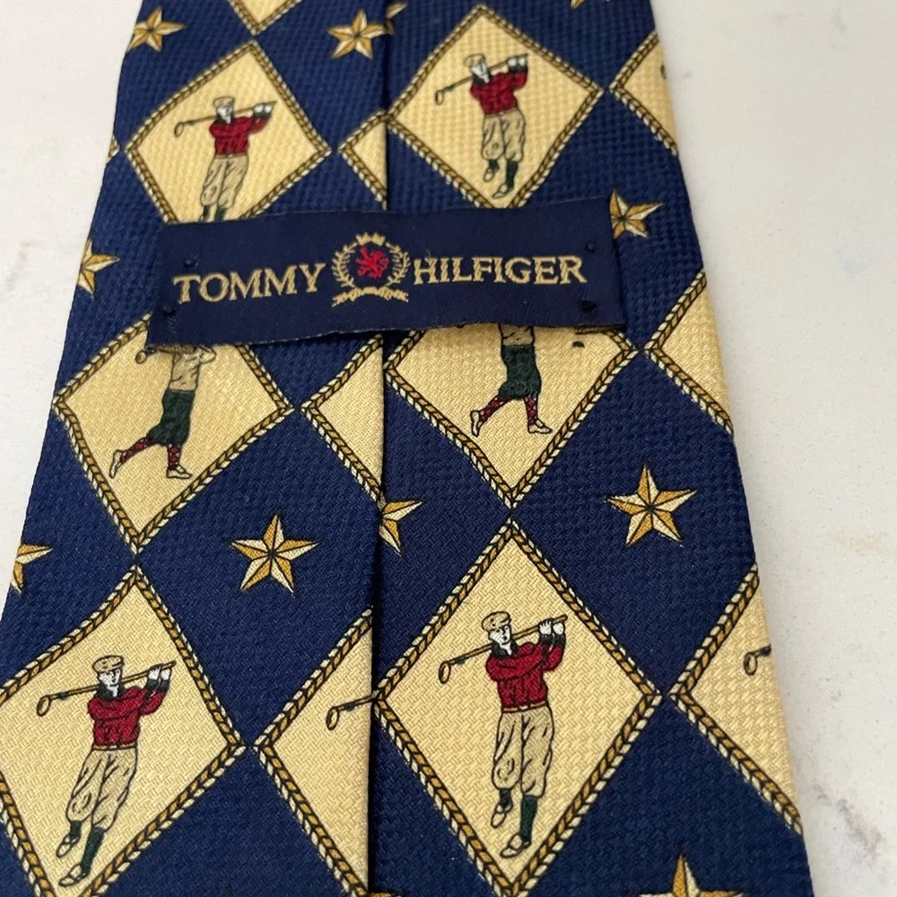 Tommy Hilfiger beige Navy blue Diamond Golfers Print 100% Silk Tie made in USA